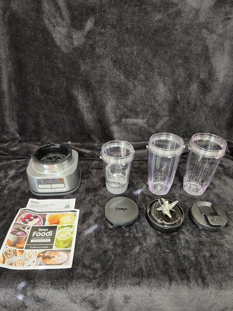 Ninja Foodi Smoothie Bowl Maker with Nutrient Extraction and Built-In Tamper  