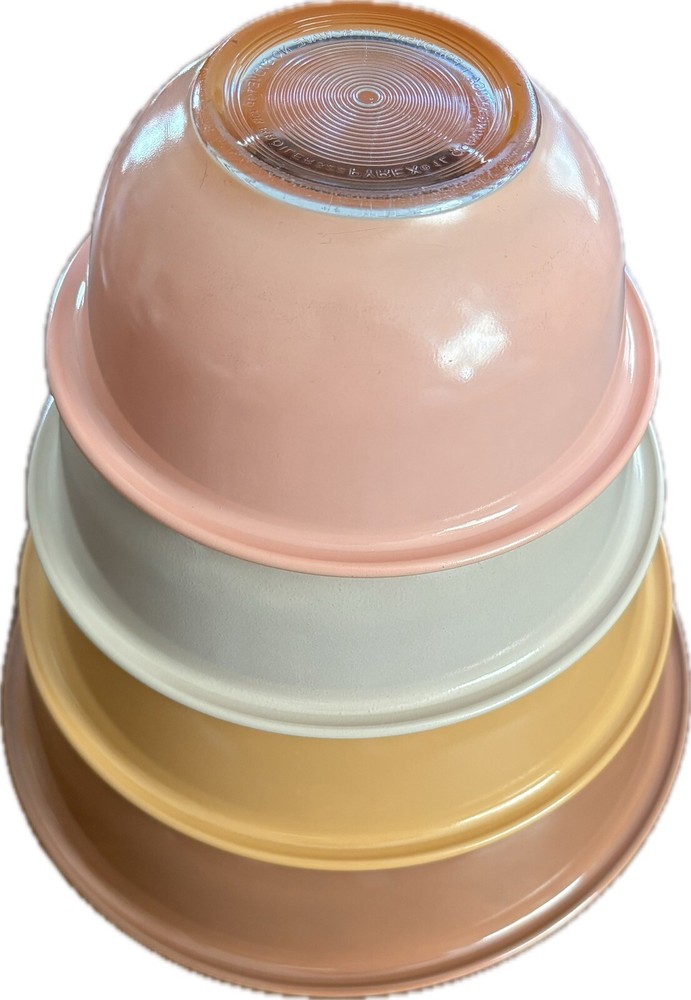 Pyrex Mixing Bowl Set of 4 with Clear Bottoms in Autumn Rainbow Blush Mauve Peach