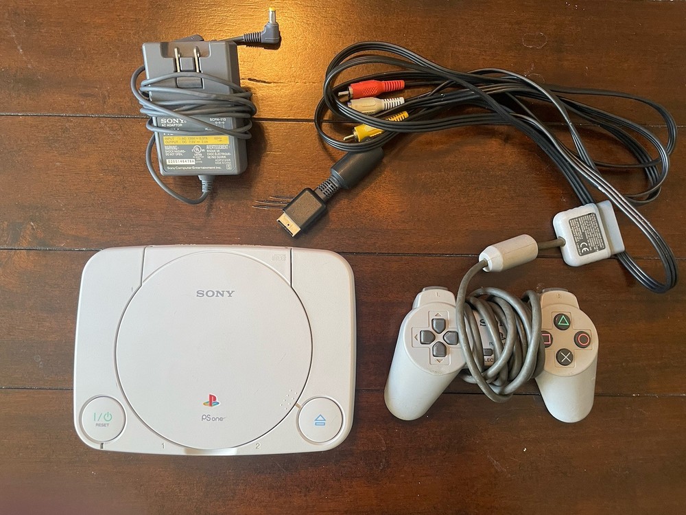 PS1 Slim Console Gray, With Cord And Controller !Tested Works! Read Desc