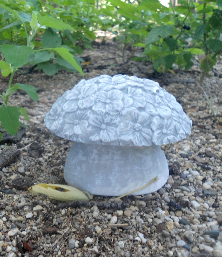 Mushroom mold plaster cement resin shroom mould  2 & 3/4