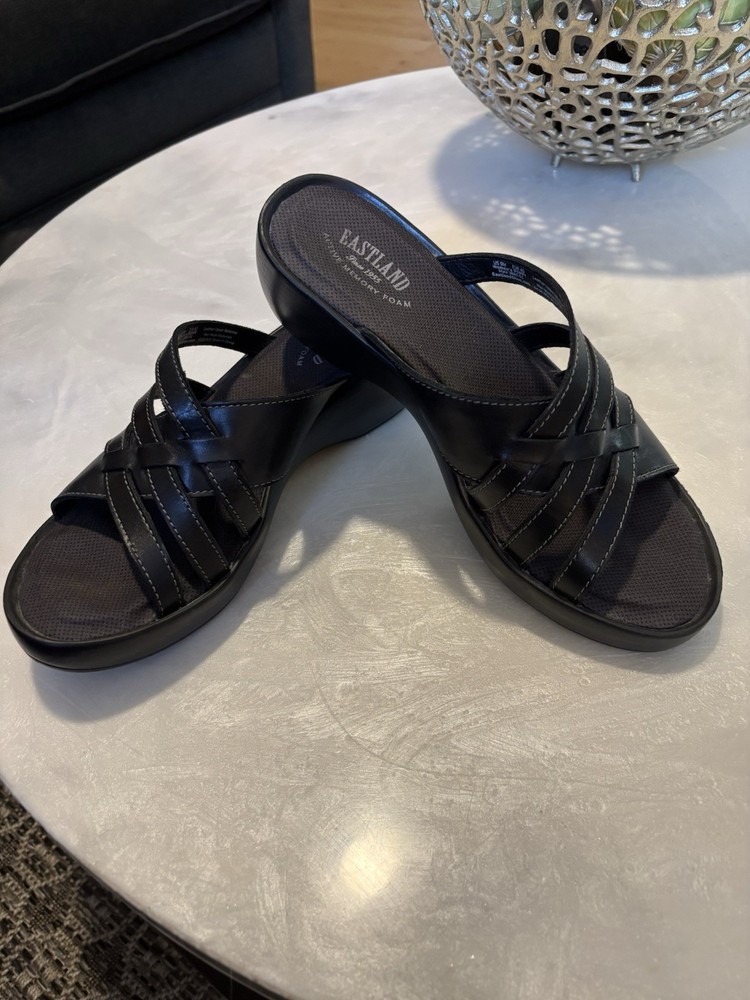 Women's Eastland  Slide  Strappy Brown Leather Sandals Size 9M