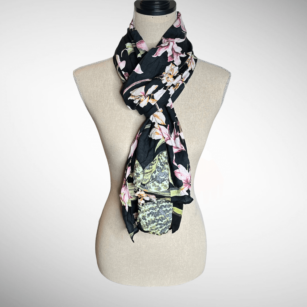 G by Giuliana Lightweight Floral Printed Scarf New Without Tags Perfect Accessory for Any Outfit Brand Owned