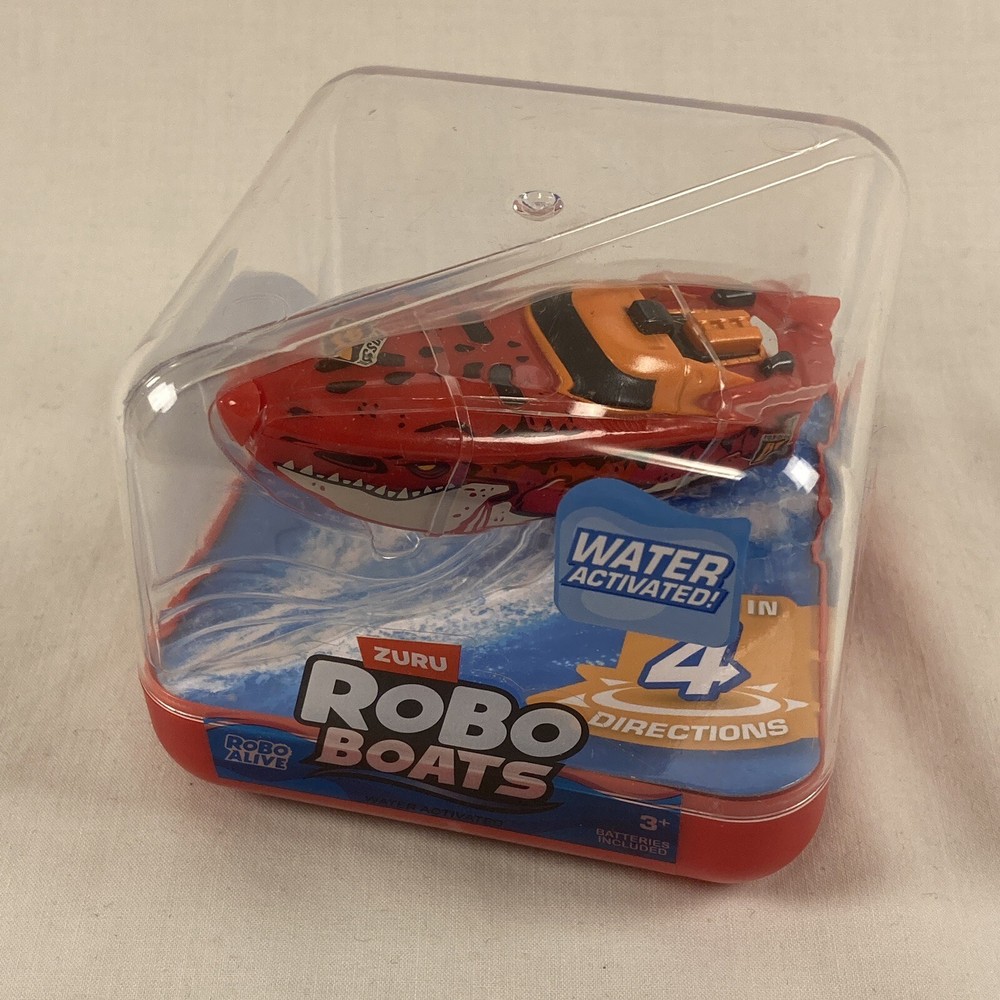 Zuru Robo Boats Red Boat Water Actived In 4 Directions NIB