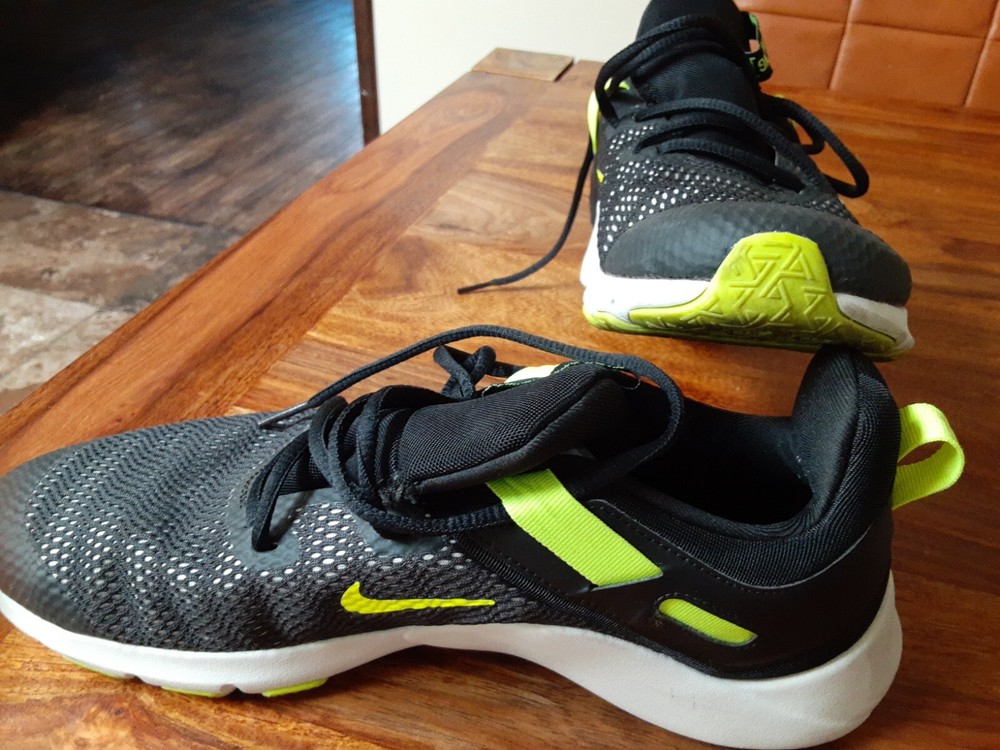 Nike Training Men's Size 9 Black/White/Neon Green Sneakers Shoes CD0443-008