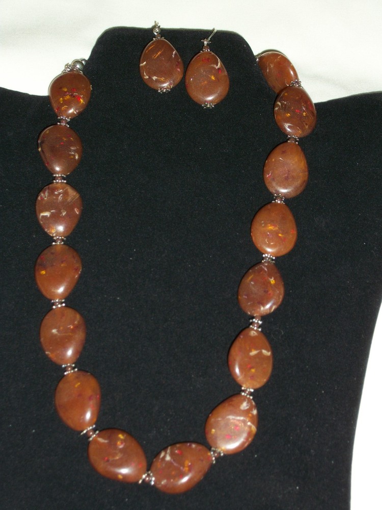 VINTAGE STYLE LOOK SILVERTONE BROWN BEADED  NECKLACE EARRING SET JEWELRY 18