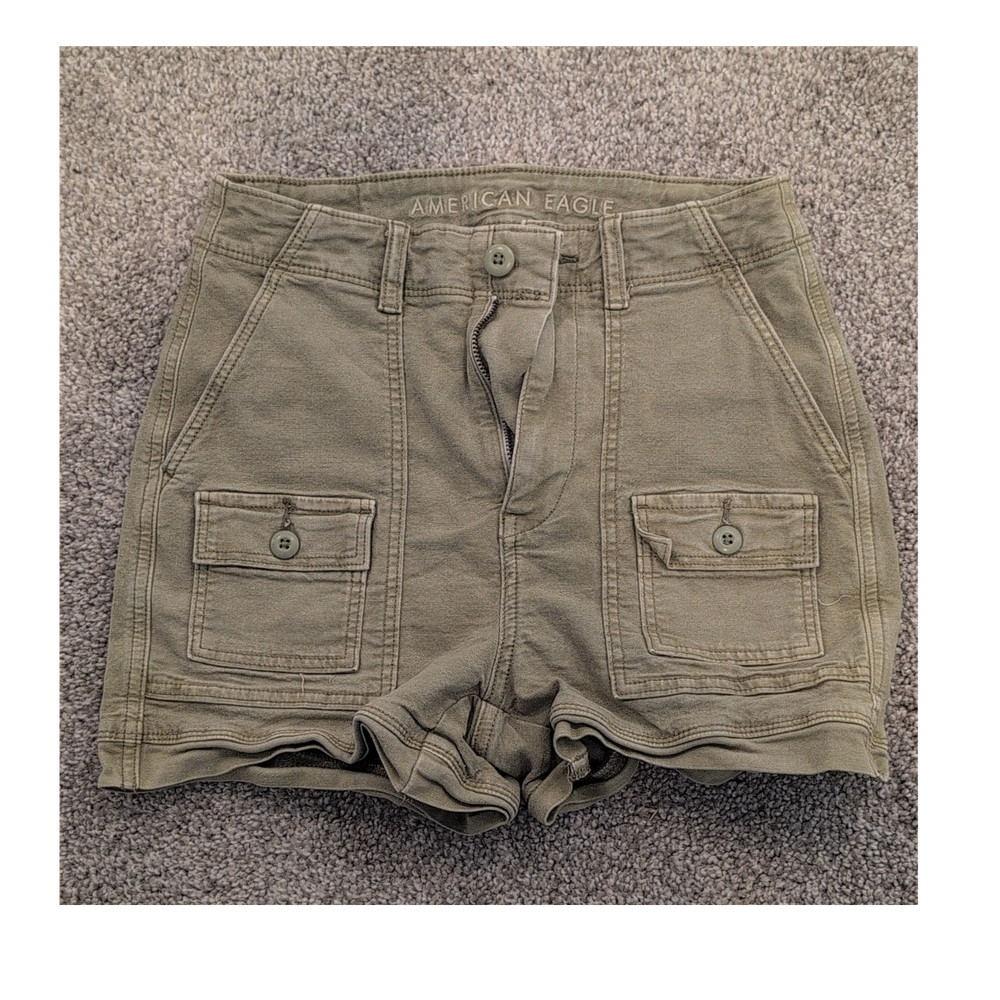 American Eagle Outfitters Women's green Cargo Shorts stretch size 0