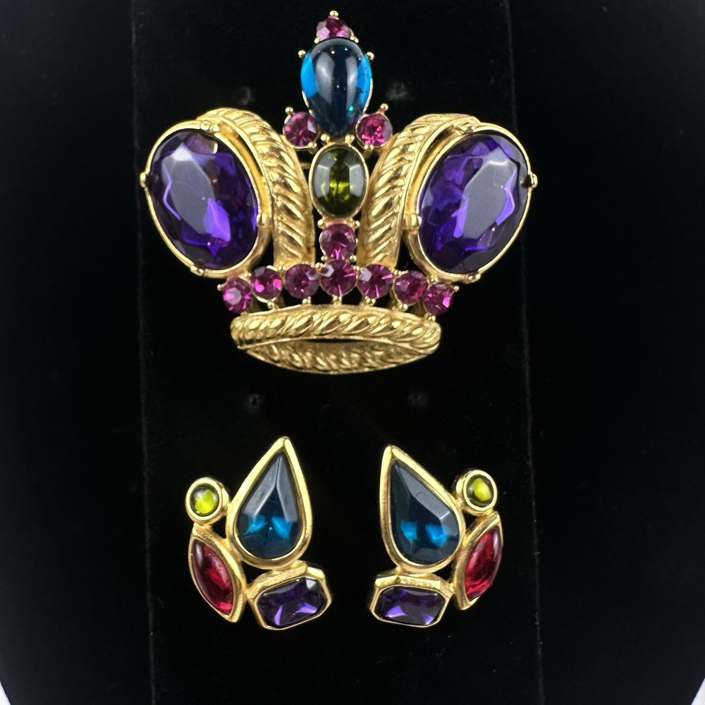 Vintage Trifari Crown Brooch & Earrings Set Cabochon Rhinestone Gold Tone Rare