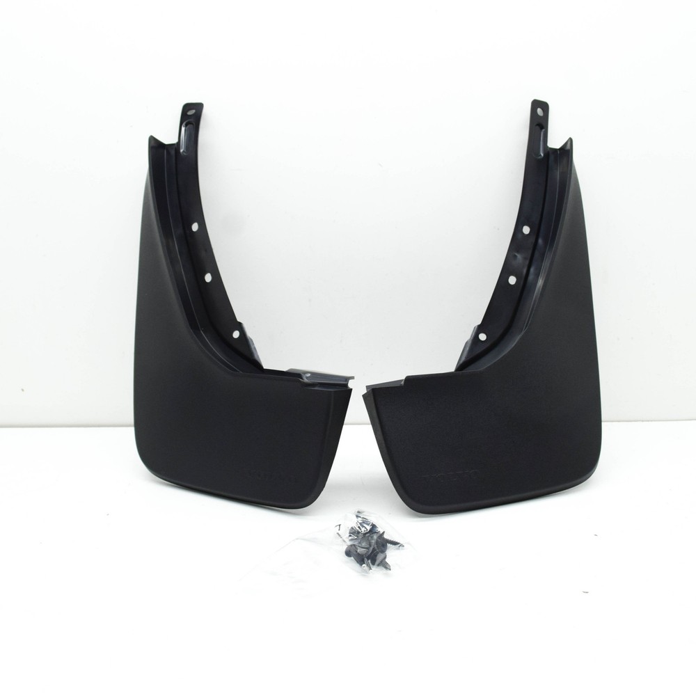 VOLVO XC60 MK2 Genuine Rear Mud Flap Set 31435991 Brand New