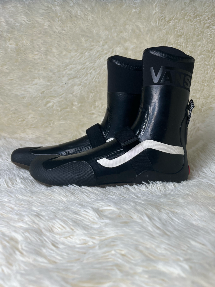 Vans Surf Boot 2 Hi | US Mens 10 | New with box - Never worn | Surfing Shoes |