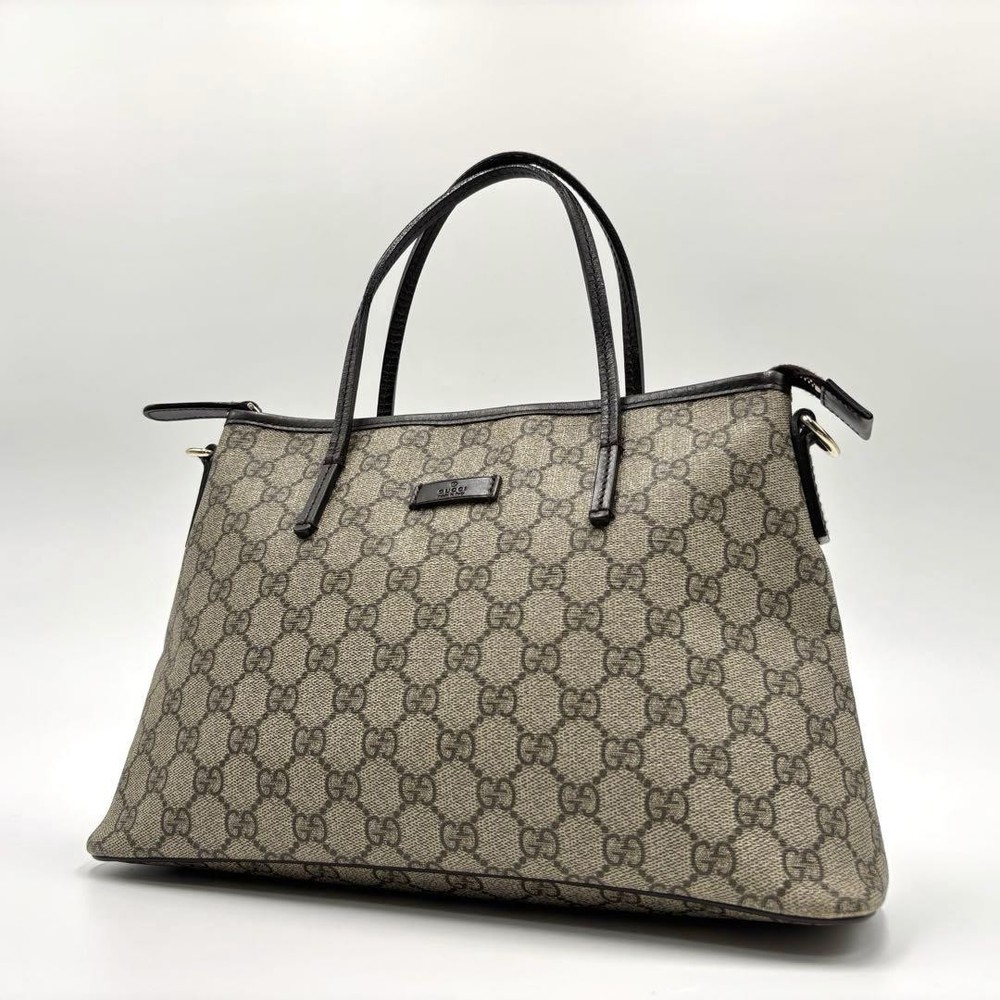 GUCCI GG Supreme Brown Tote Bag in Excellent Condition