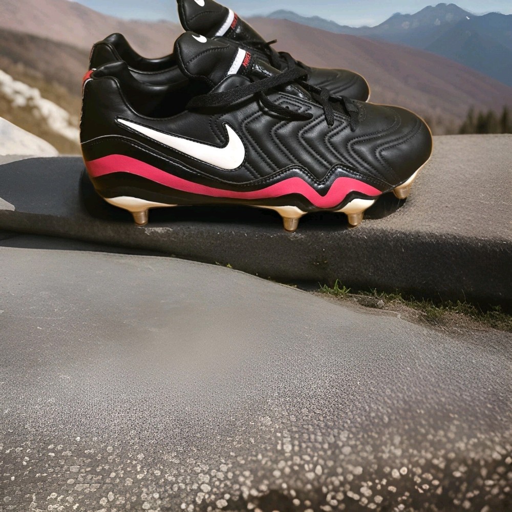 Nike Rugby XV Team Boots Mens Size 10 US Black Red Cleats Vintage 2003 Sample