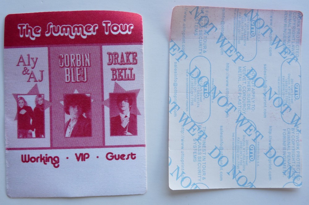 Aly & AJ Corbin Bleu Drake Bell 2007 Concert Tour Red VIP Backstage Pass D19