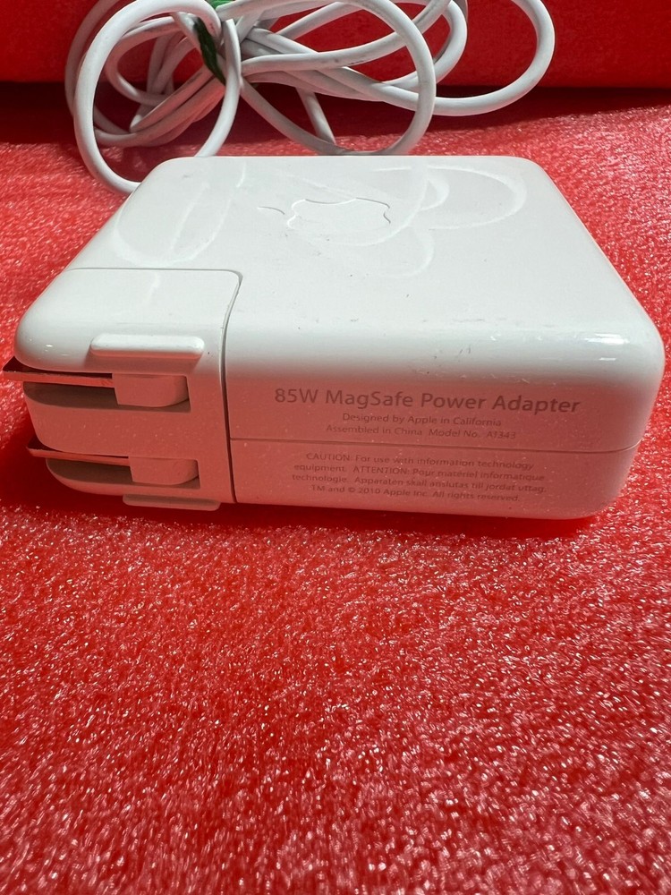 Genuine Apple 85W MagSafe Charger for MacBook Pro A1343 with Power Cord
