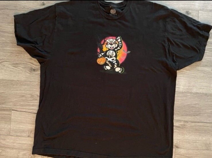 BUC-EE’S HALLOWEEN SHIRT CANT TALK NOW DOING SPOOKY STUFF TEXAS ADULT 3XL