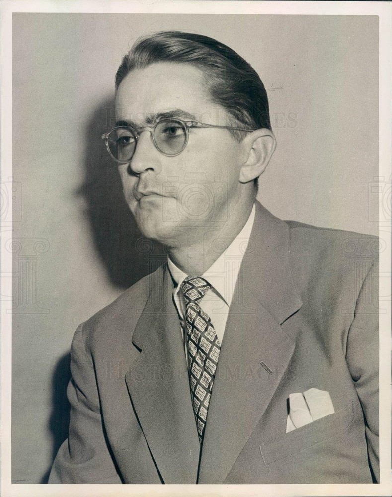 1947 Press Photo Cleveland OH James Herman NEA Sales Representative - ner34505