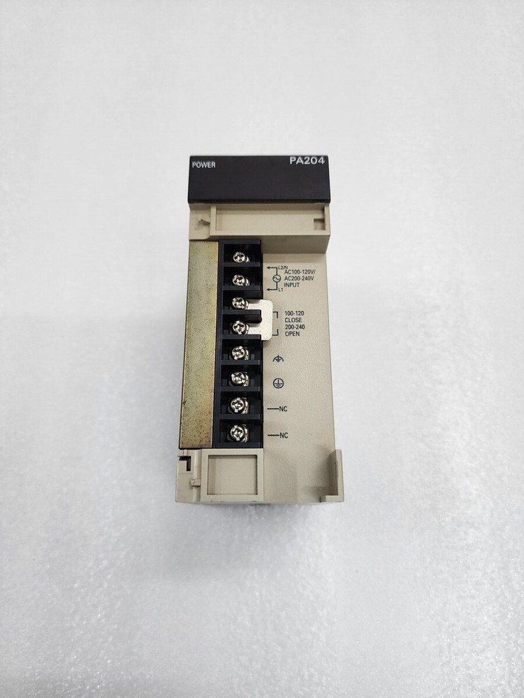 OMRON C200HW-PA204 POWER SUPPLY UNIT