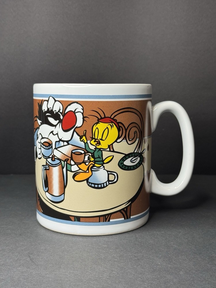 Vintage 1995 Looney Tunes Tweety & Sylvester Oversized Coffee Mug