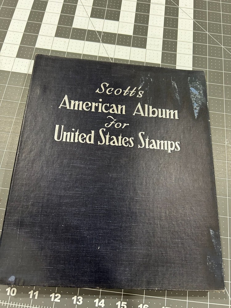 1958 Scott's American Album US Stamps w/ Over 400 MH & Used + BOB UN pages BS1