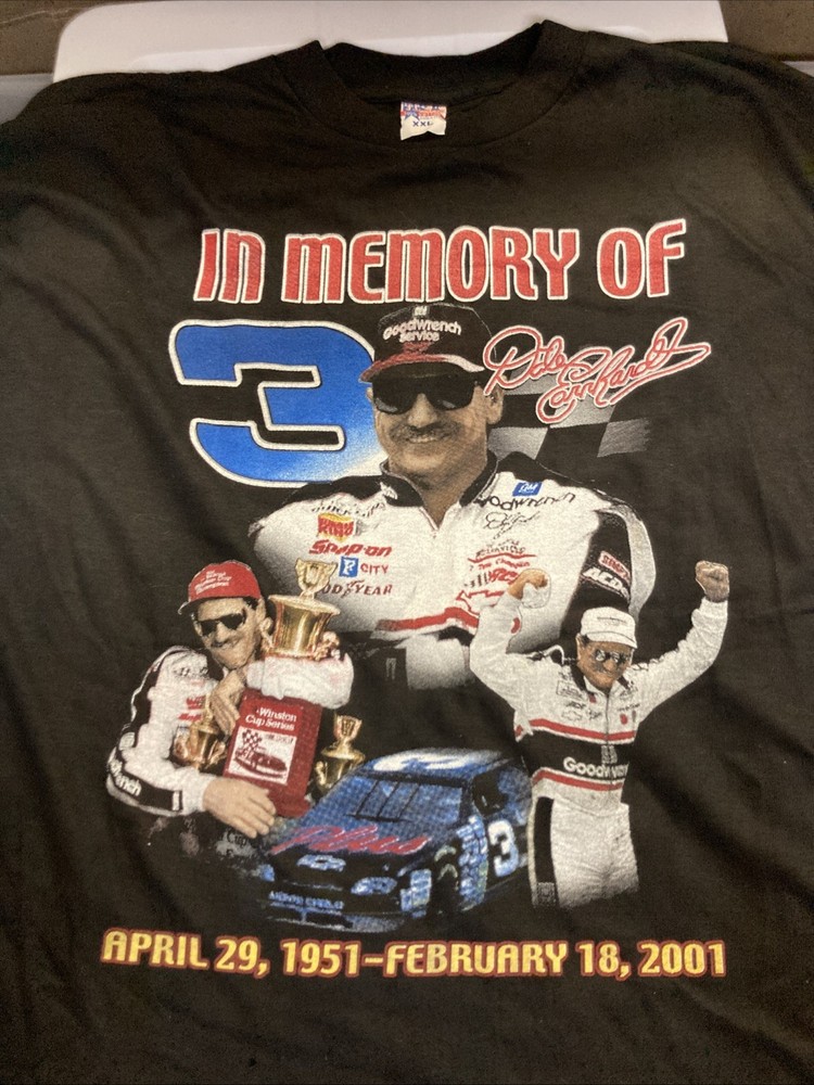 Vintage 2001 Dale Earnhardt Memorial Black Men’s T Shirt Short Sleeve NASCAR Bag