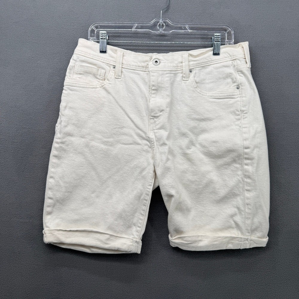 Levi's Women's White Denim Shorts Rolled Hem Casual Size 14 White Tag