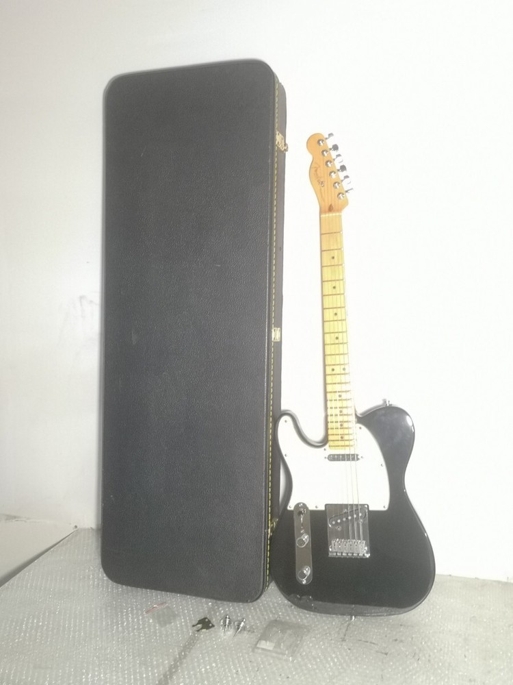 Electric Guitar With Case Beautiful Fender Usa Telecaster