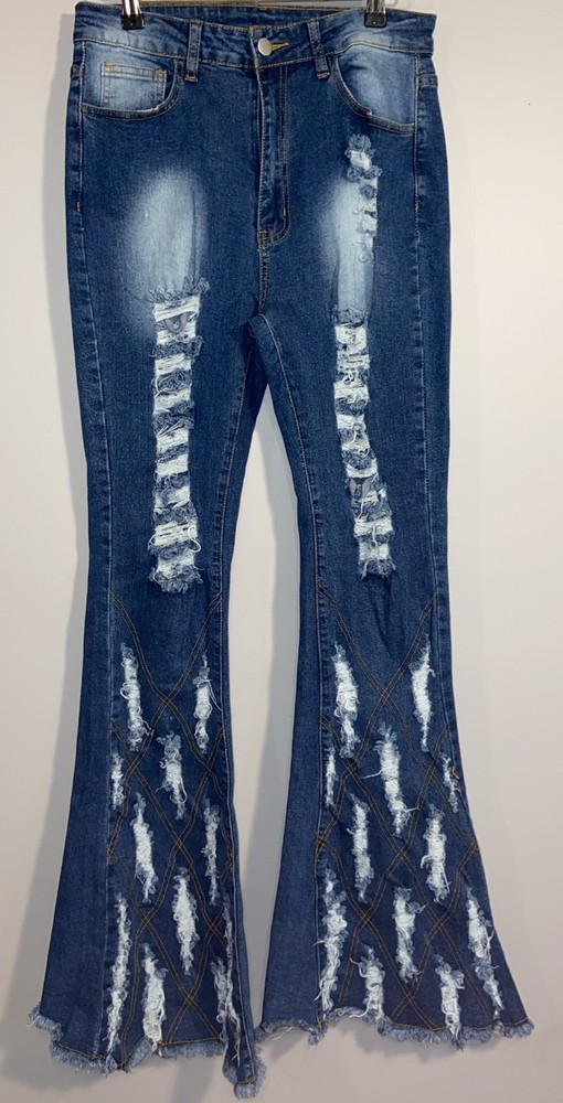 SHEIN Distressed Flared Leg Jeans Light Blue Size 30x32 Raw frayed hem Grunge