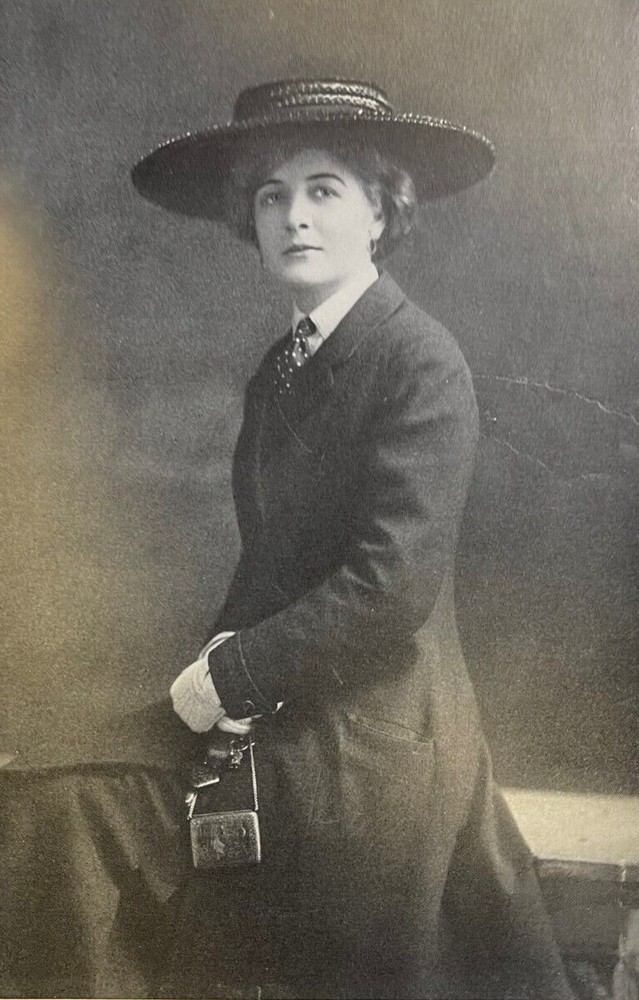 1910 Vintage Magazine Illustration Actress Ruth Maycliffe