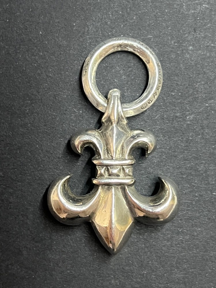 Chrome Hearts BS Fluer Pendant