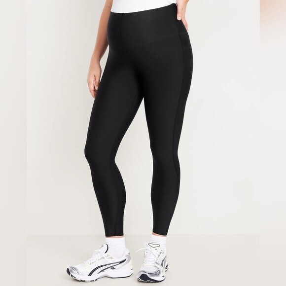 Old Navy Maternity Plus Size XXL Black Powersoft Sculpt 7/8 Leggings
