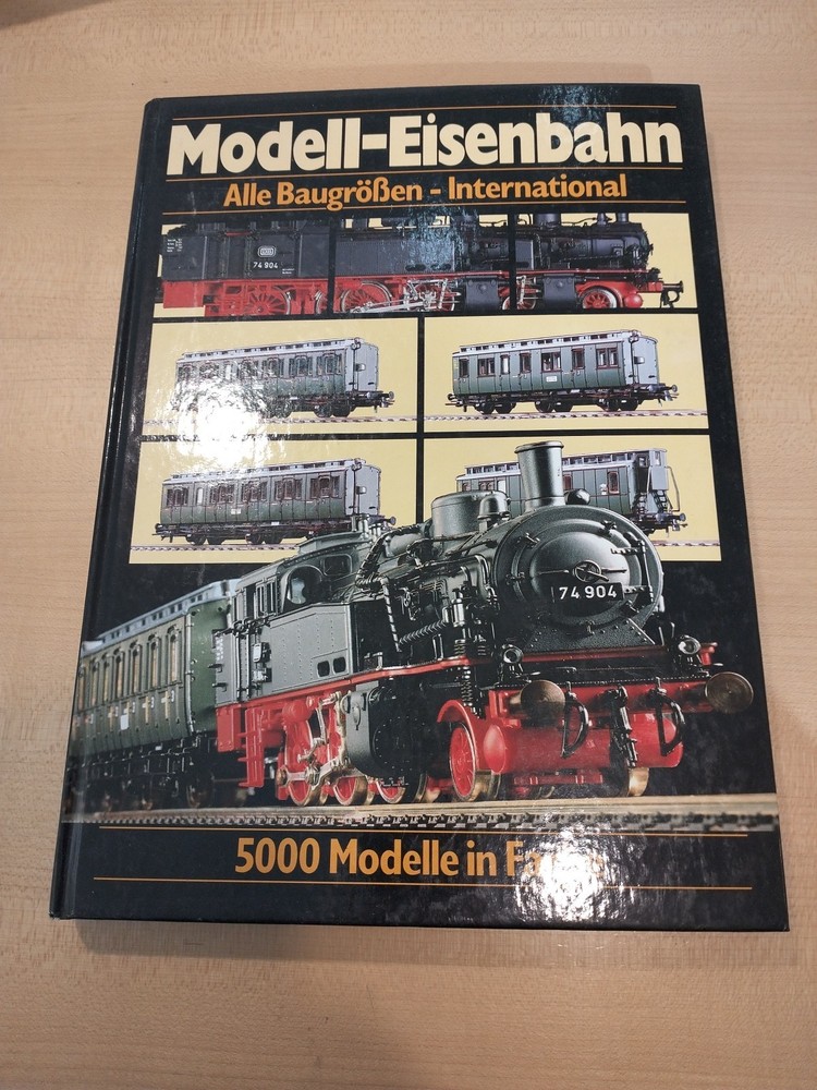 Internationaler Modell-Eisenbahn-Katalog. Alle Baugrößen, B. Stein, 5000 Modelle
