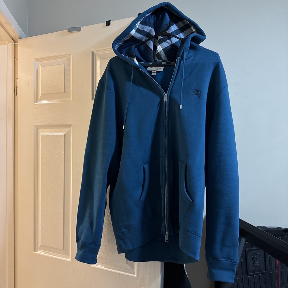 BURBERRY MEN ZIP UP HOODIE INDIGO BLUE SIZE XXL, AUTHENTIC. ONLY WEARED ONCE.