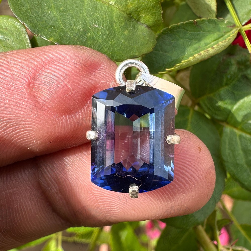 Natural Certified Bi-Sapphire 14.65 Ct Gemstone 925 Silver Pendant