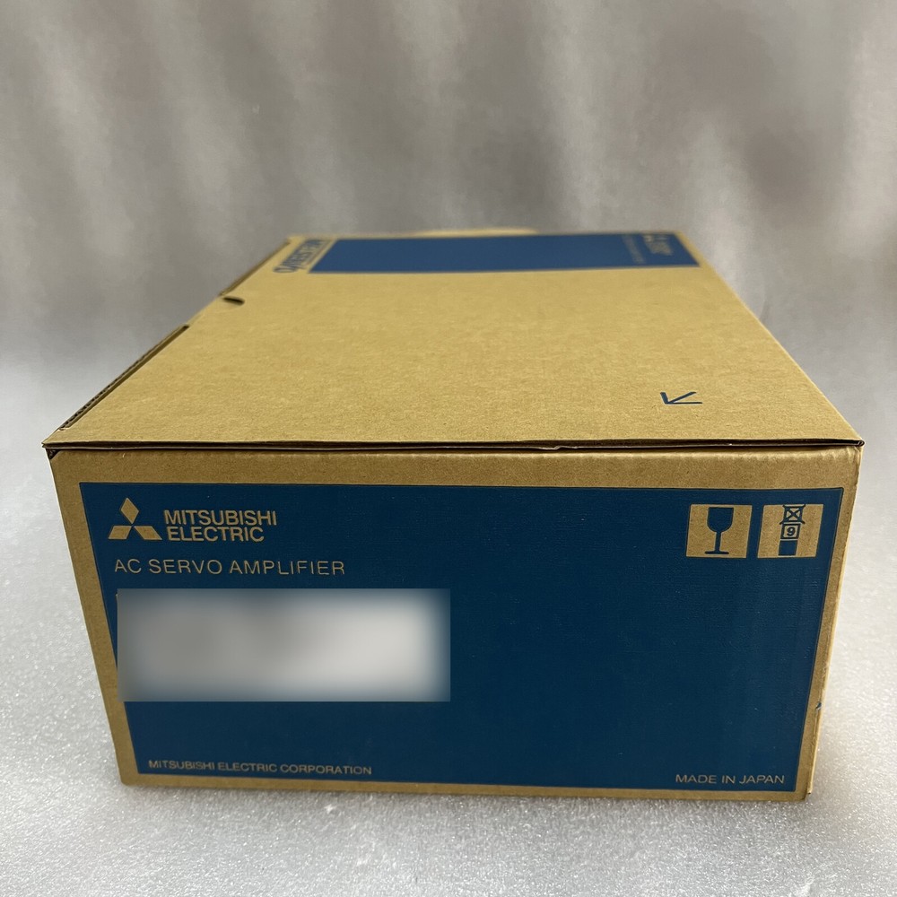 1PC NEW Mitsubishi Servo Driver MR-J4W3-44B FREE SHIPPING