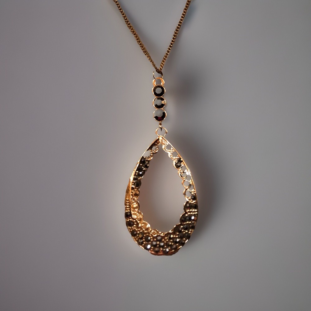 Paparazzi Royal Red Carpet Necklace with Brass Tone & Chocolate Stones