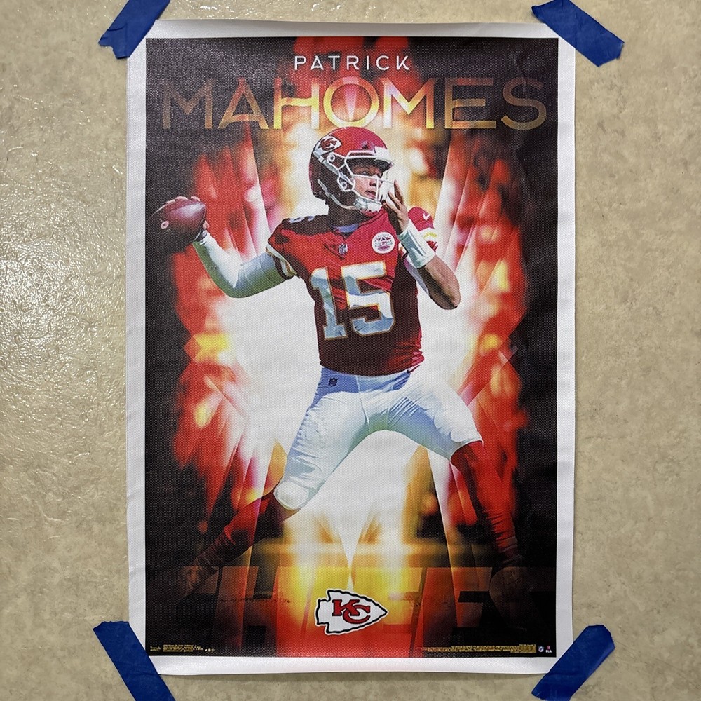 Patrick Mahomes KC Chiefs Quarterback Football ✅ NFL ✅ Canvas Wall Art ✅12x18 in