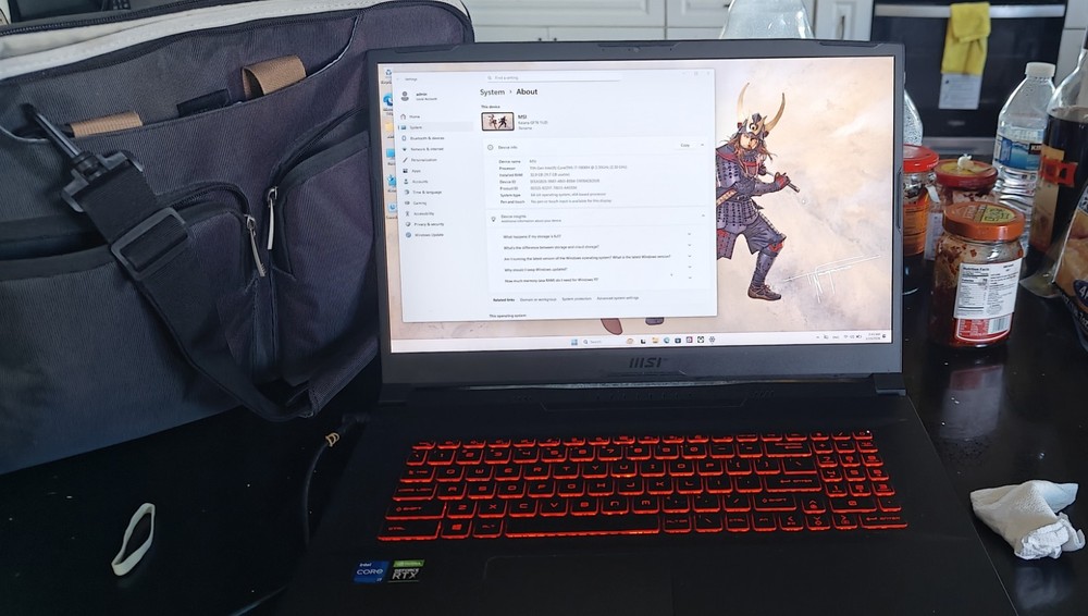 MSI Katana GF76 11UD | i7-11800H | 32GB RAM | RTX 3050 Ti |Laptop bag (included)