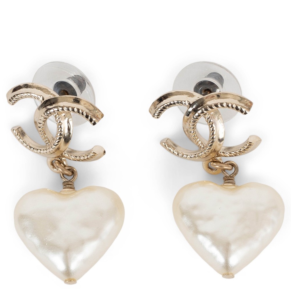 CHANEL 22C DUBAI CC Heart Dangle Earrings in Pearly White
