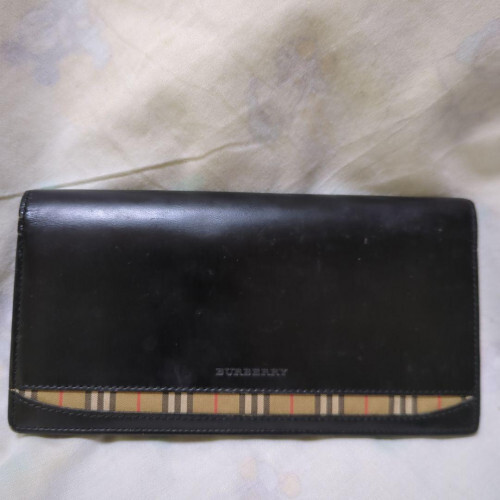 BURBERRY Nova Check Leather Bi-fold Long Wallet in Black 2779