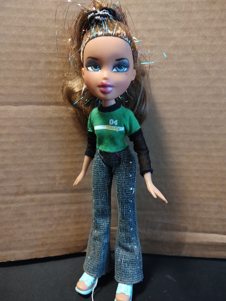 2001 MGA Bratz Yasmin New Years Celebration Doll with Tinsel Hair Blue Eyes-image