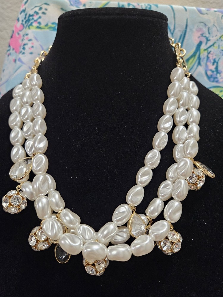 Lilly Pulitzer Resort White Dreamy Faux Pearl Pave Beads Gold Necklace New