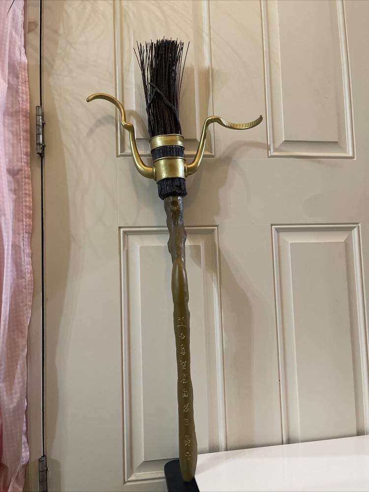 Harry Potter 36-Inch Nimbus 2000 Quidditch Broom Cosplay Replica Prop