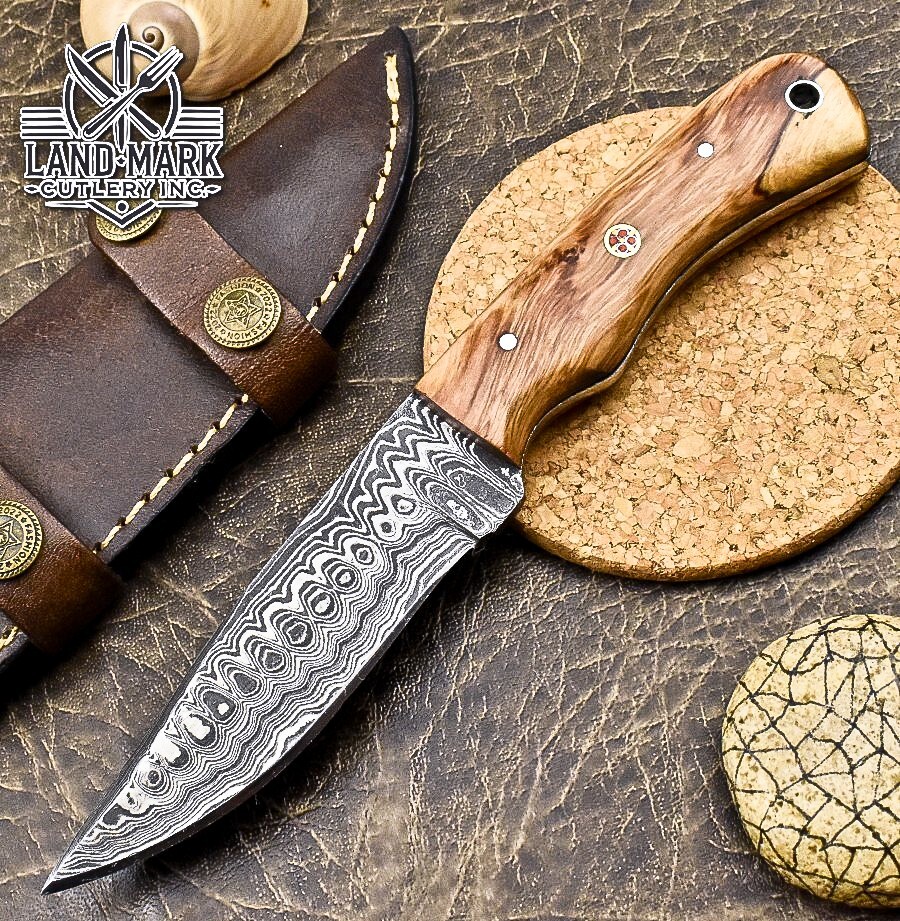 Custom Damascus Steel Hunting Skinner Knife with Olive Wood Handle