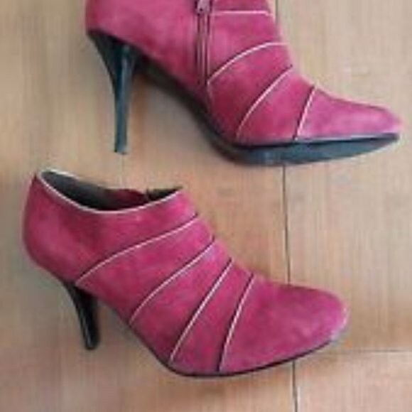 Red Suede Ankle Bootie Heels Mules Size 10 Women's Shoes