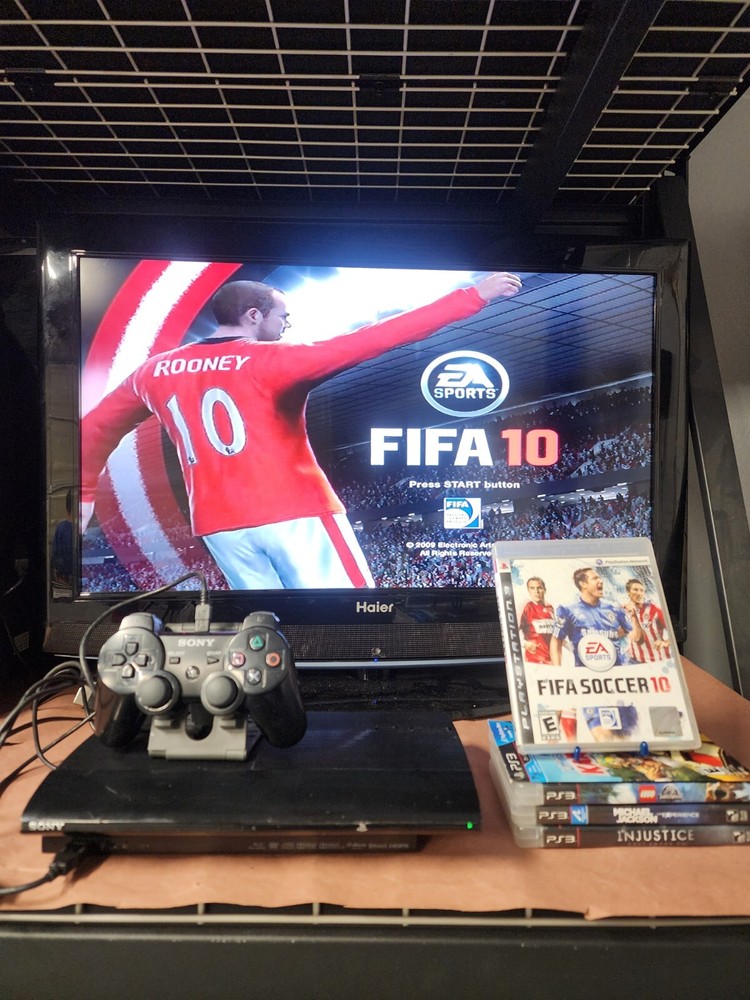 Consola y cables Sony Playstation 3 PS3 Super Slim 250 GB CECH-4001B solamente - probada