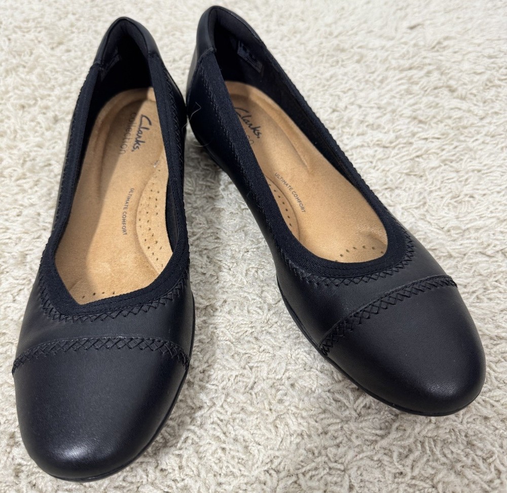 Clarks Sara Bay Black Leather Ballet Slip On Flat Shoes Size 9.5M Comfort Work
