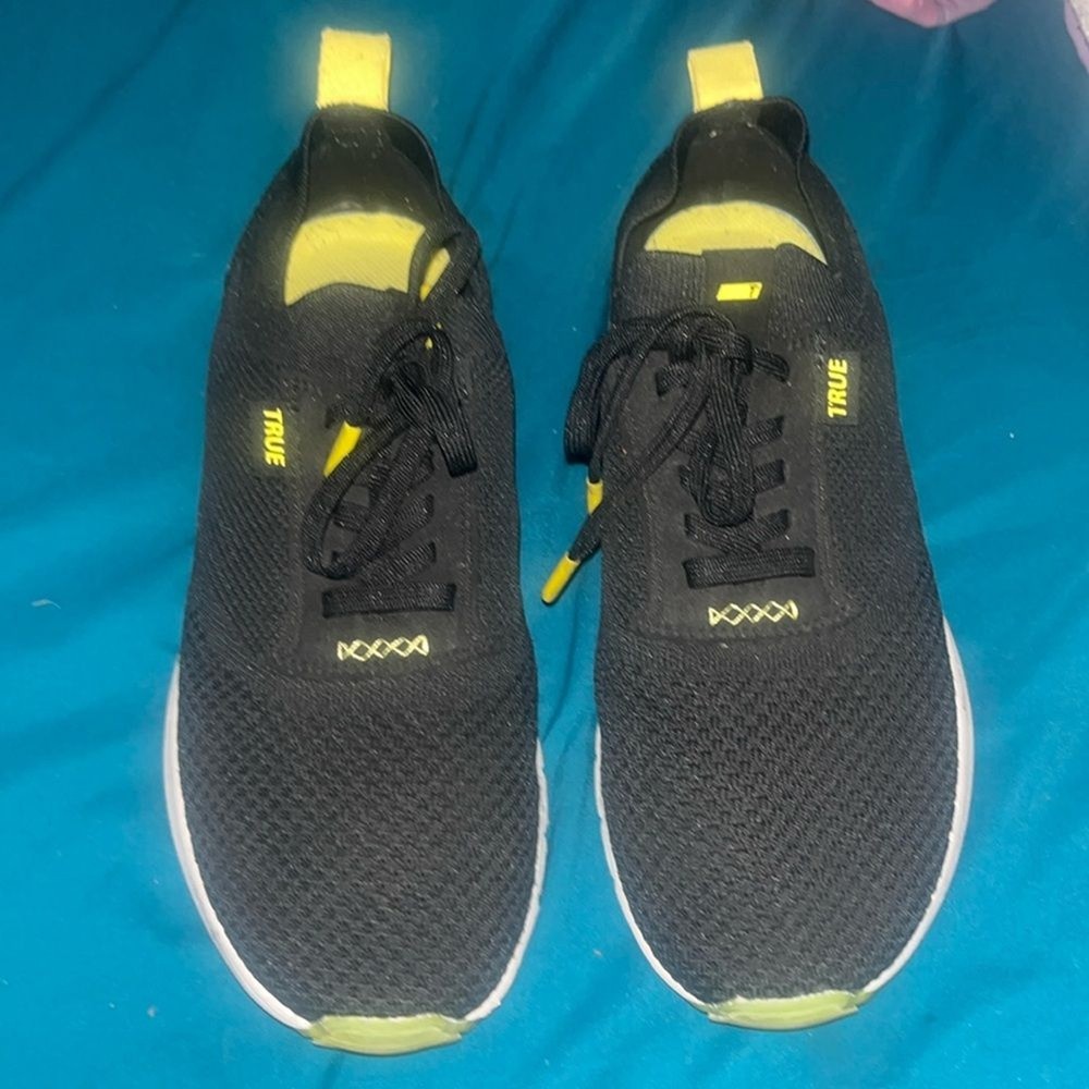 True Linkswear Men’s Knit II Golf Shoes Mens 8.5 Yellow Black