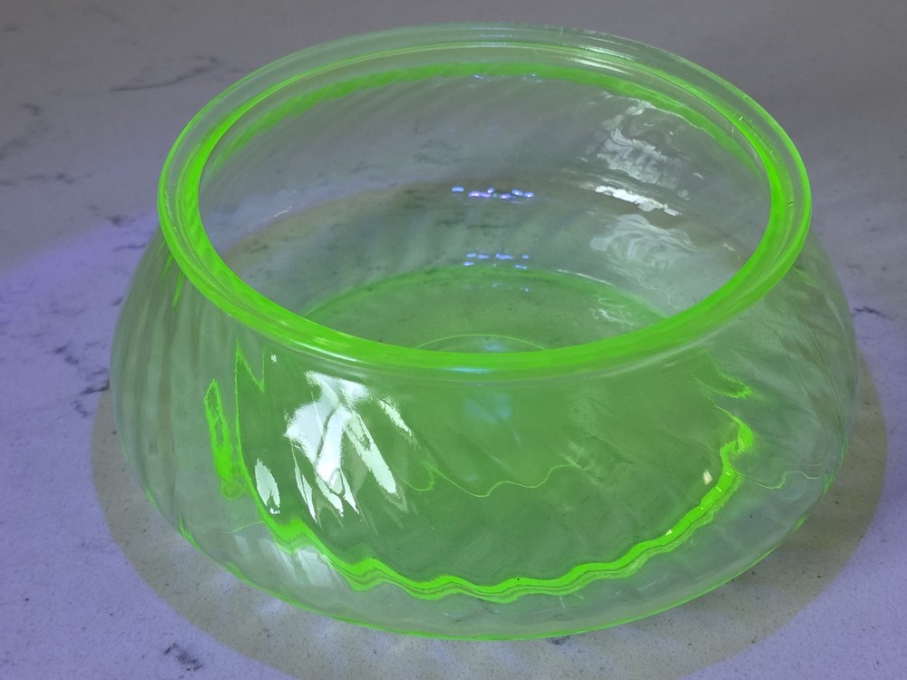 Antique 1930s Green Uranium Glass Swirl Pattern Candy Dish GLOWS EUC