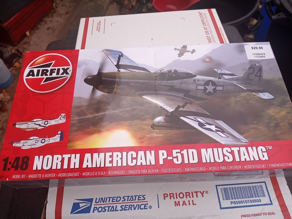 Airfix North American P51-D Mustang 1:48 Scale Plastic Model Plane A05131