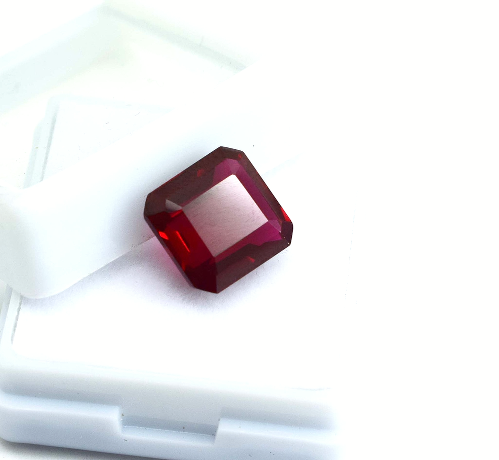 Natural Mozambique Blood Red Ruby 9ct Certified Stunning Cut Loose Gemstone