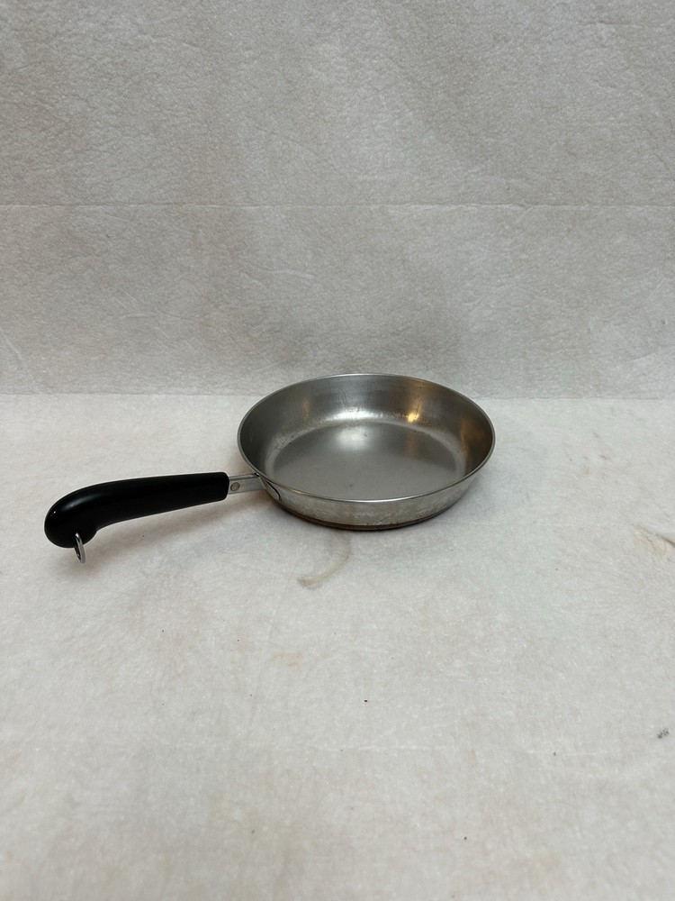 Vintage Revere Ware 9 Inch Copper Bottom Skillet Pan